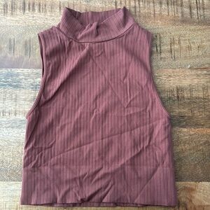 Crop turtleneck tank top, dusty rose color, size small/medium